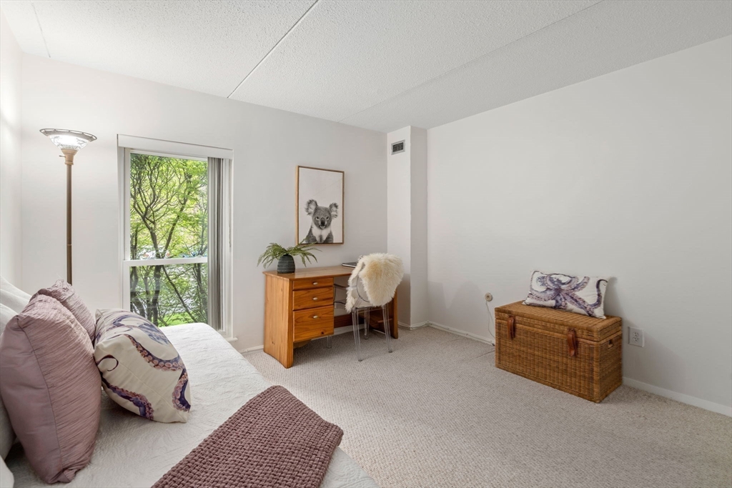 50-56 Broadlawn Park # 104