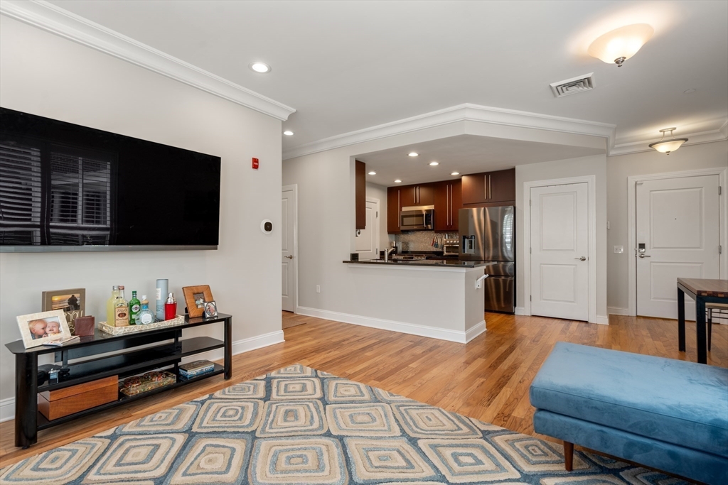 629 Hammond Street # W100