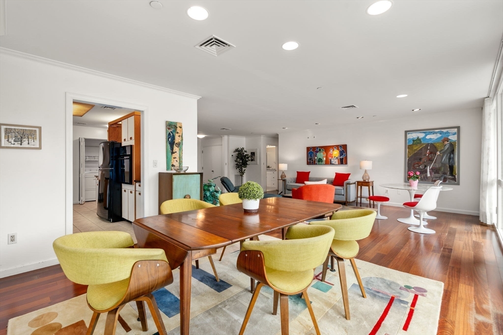 241 Perkins St # C105