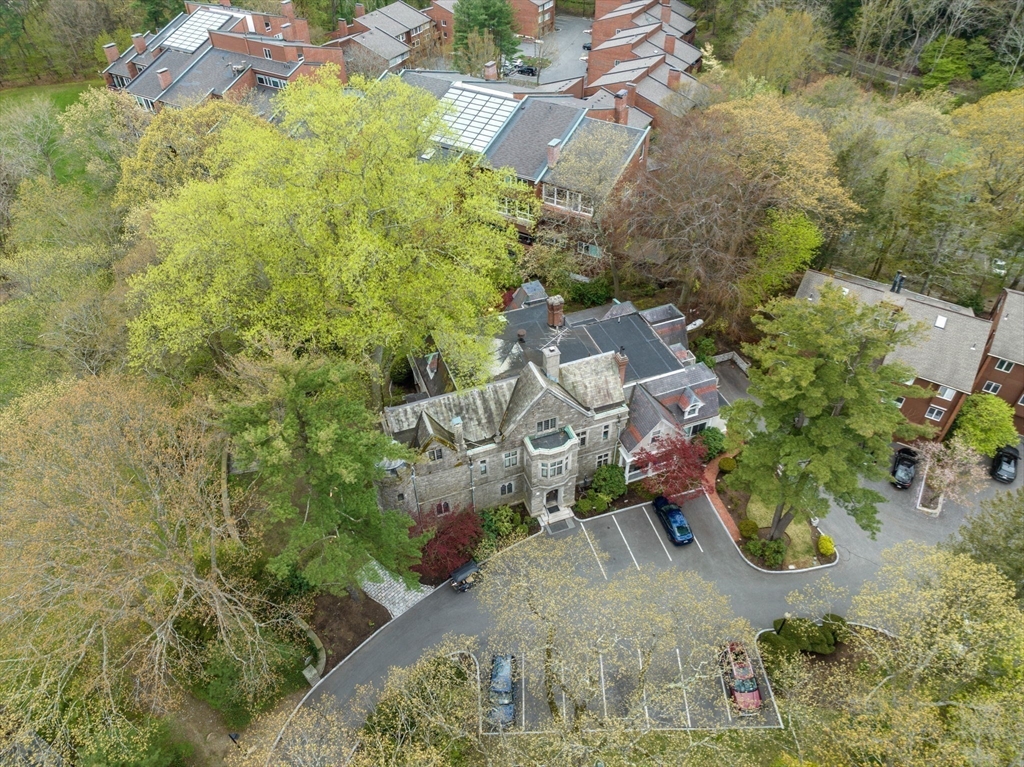 241 Perkins St # C105