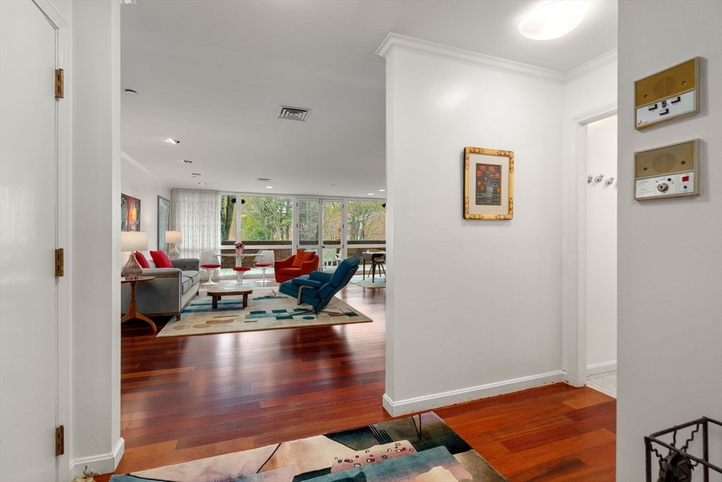 241 Perkins St # C105