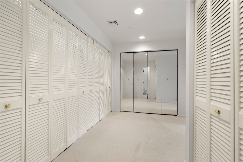 241 Perkins St # C105