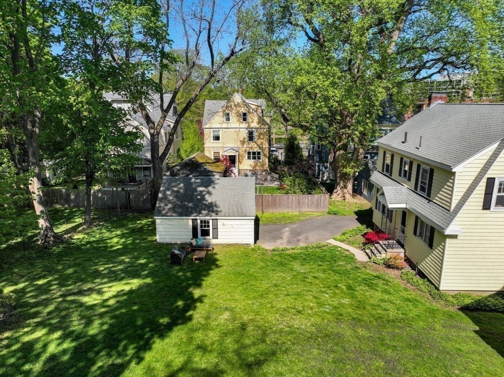 70 Vernon St