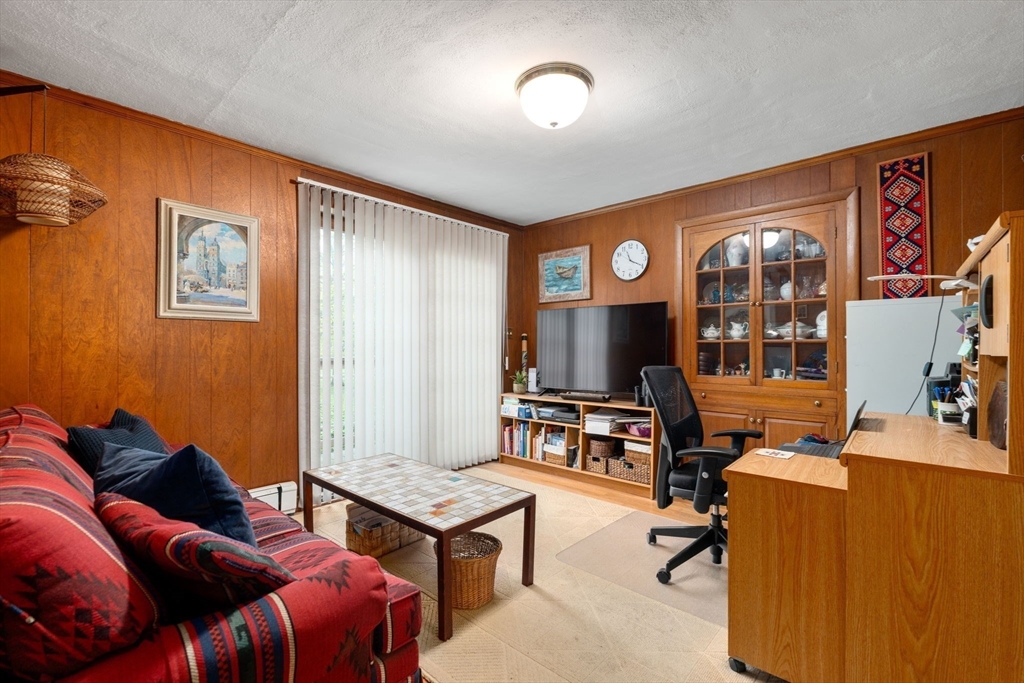 115 Beethoven Avenue