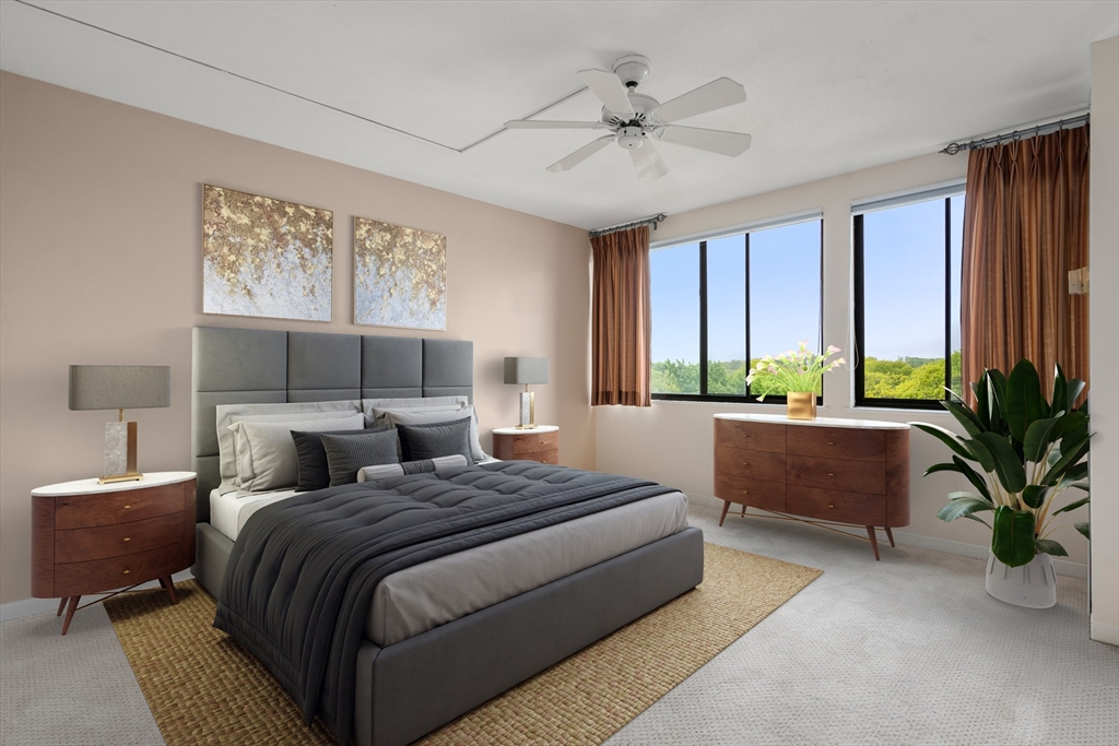250 Hammond Pond Pkwy # 1011S