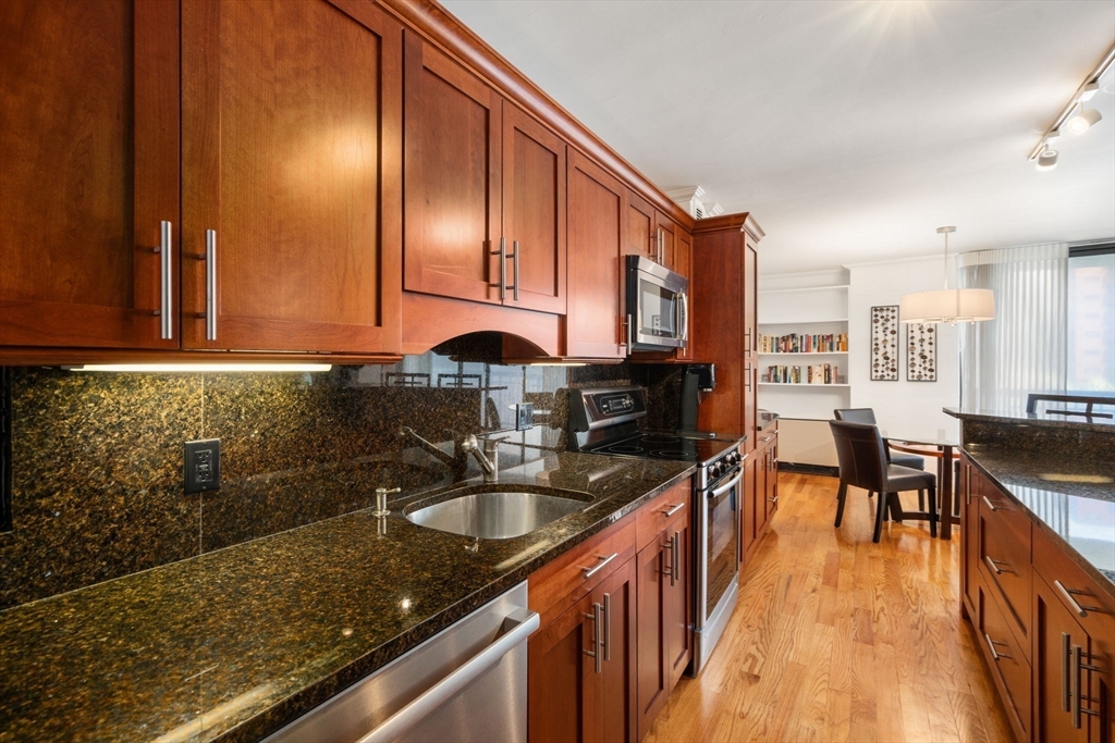 50 Longwood Ave # 214