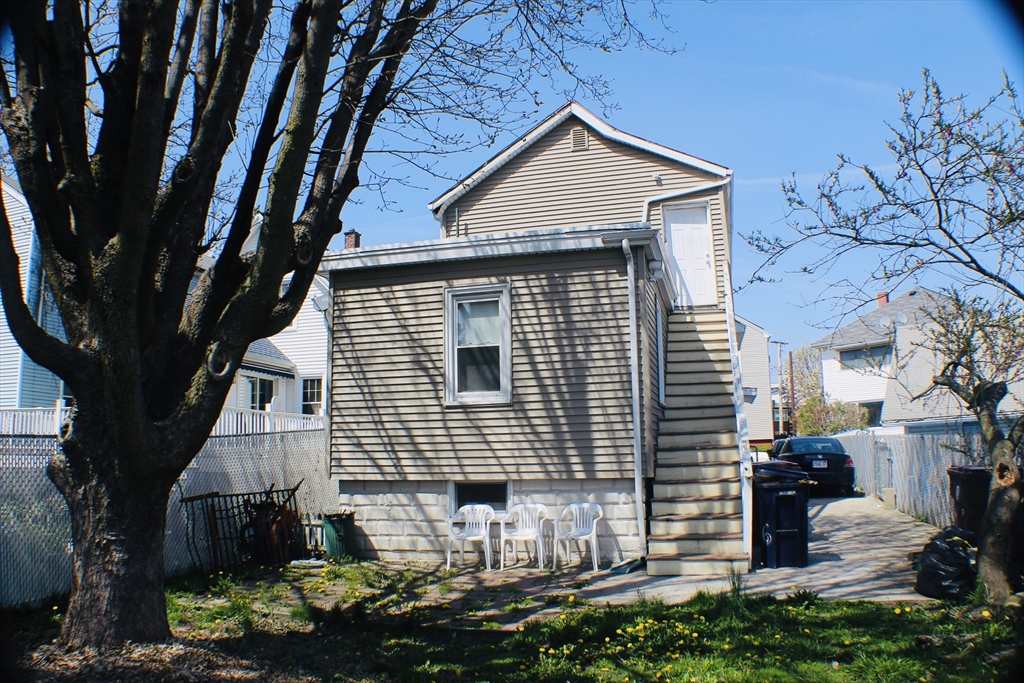 6 Davis St # 1