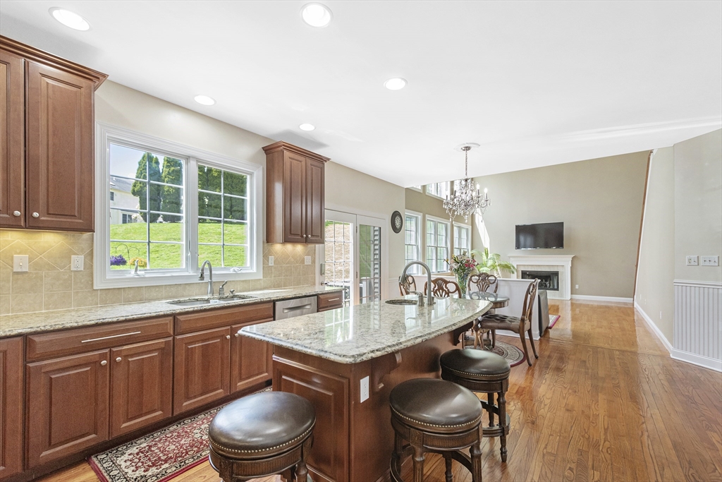 24 Valley View Dr