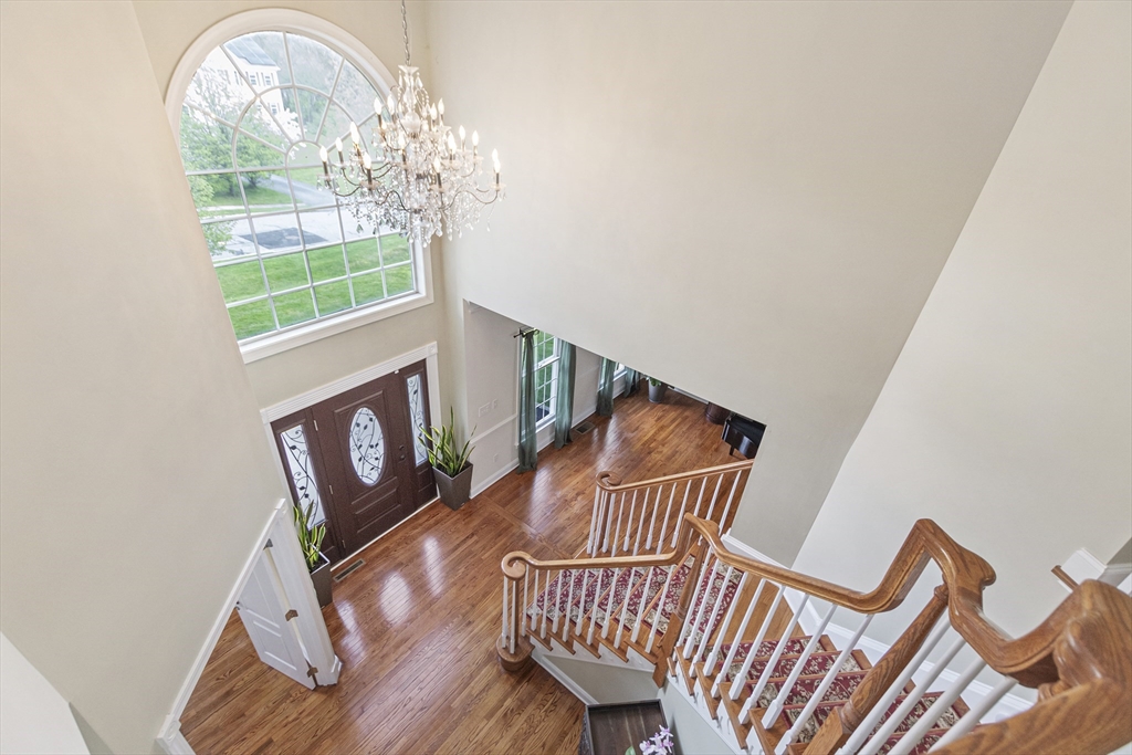 24 Valley View Dr