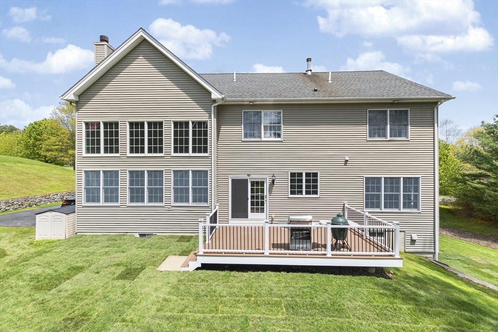 24 Valley View Dr