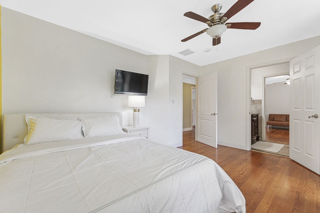 24 Valley View Dr