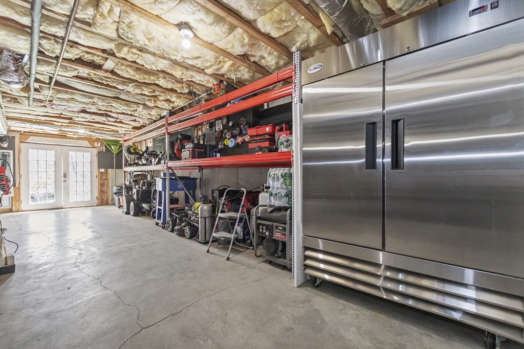 24 Valley View Dr