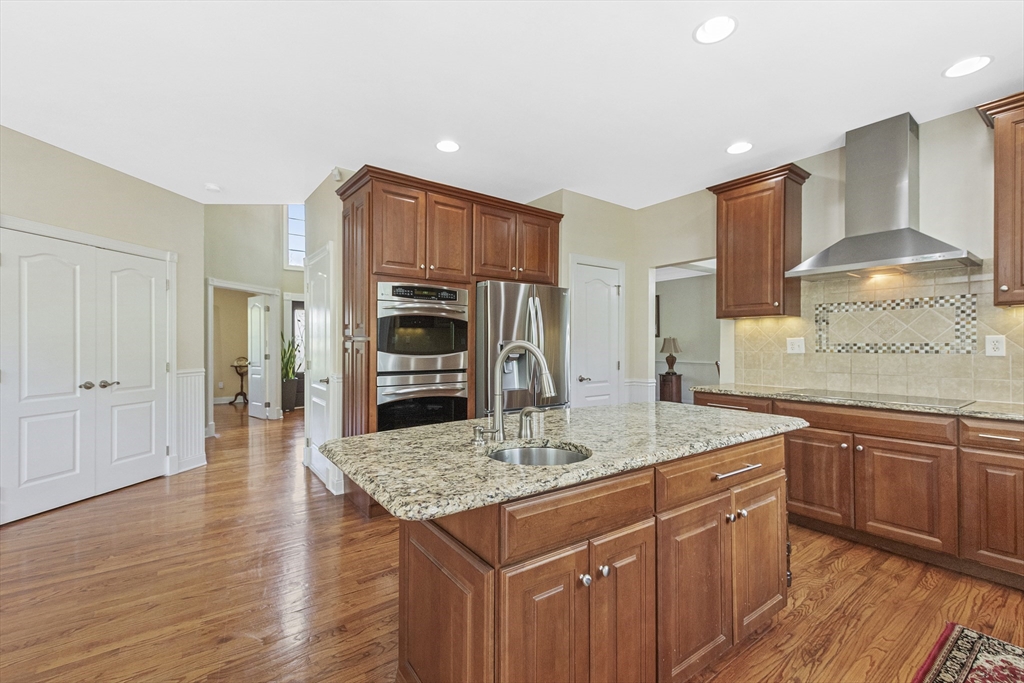 24 Valley View Dr