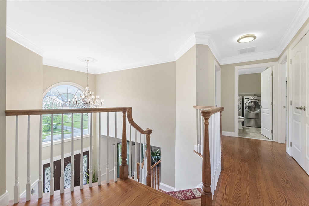 24 Valley View Dr