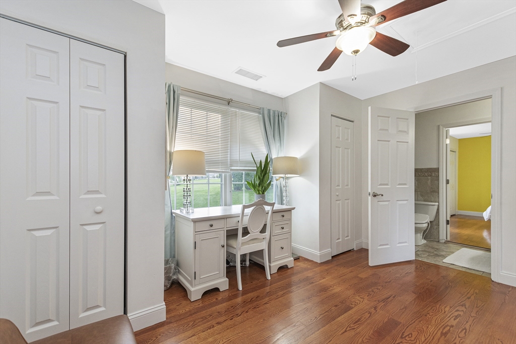 24 Valley View Dr