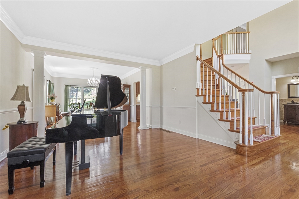 24 Valley View Dr
