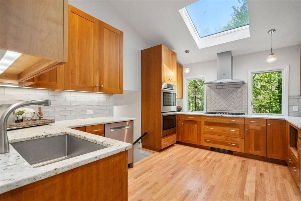 9 Arborwood Rd