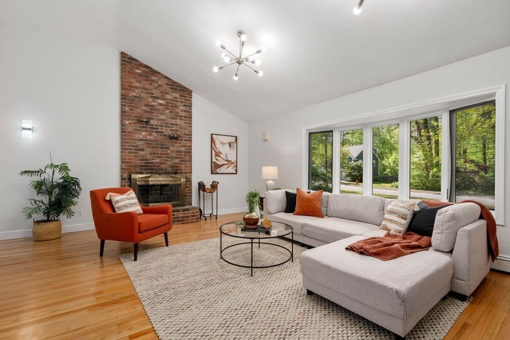 9 Arborwood Rd