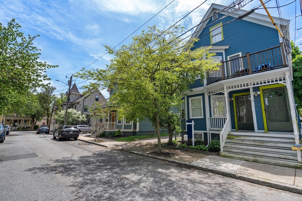 10 Campbell Park # 10