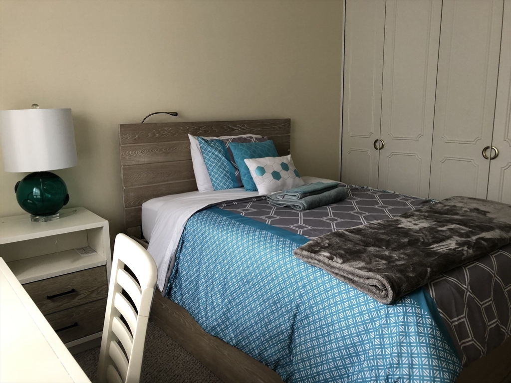 140 Lake Shore Road # 3