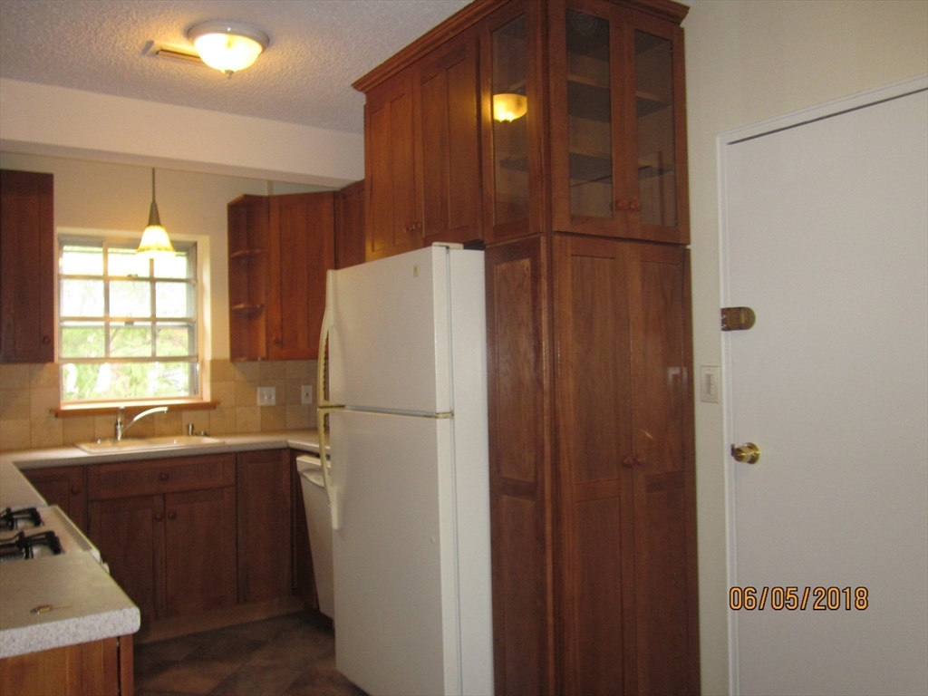 140 Lake Shore Road # 3