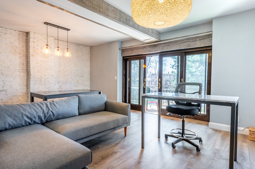 30 Beacon St # 2