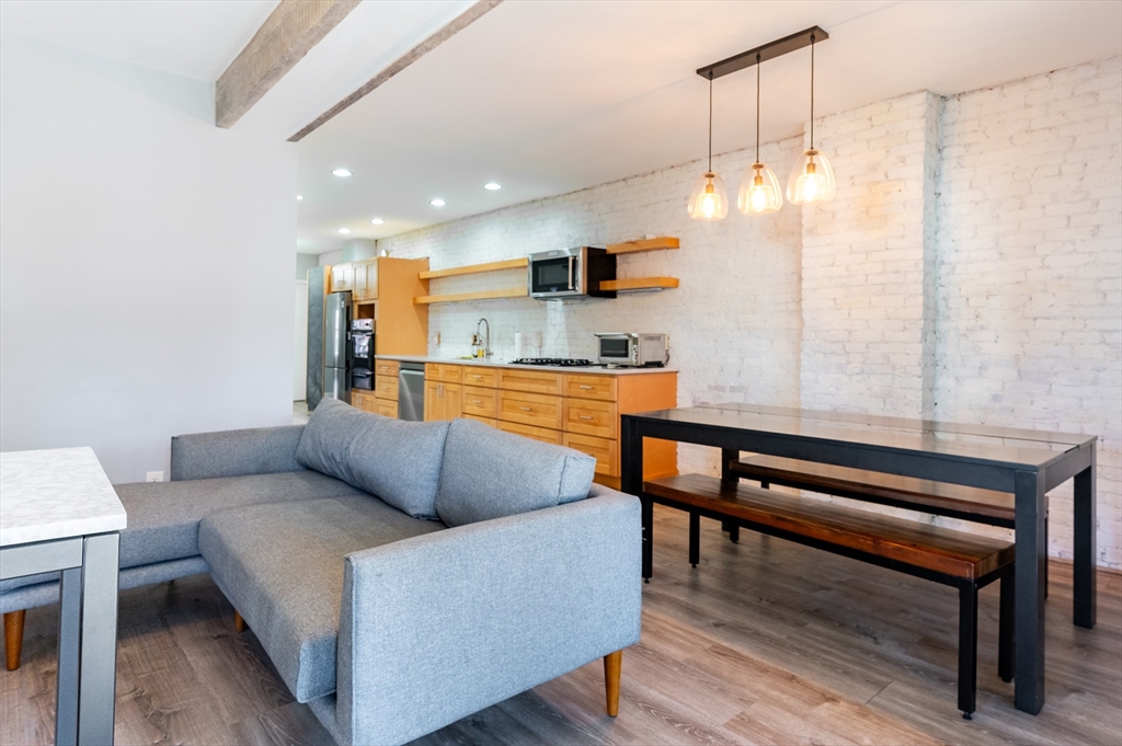30 Beacon St # 2