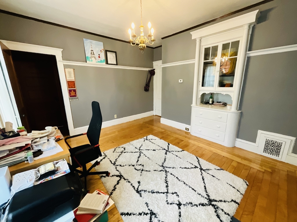 34 Newbury St # 1