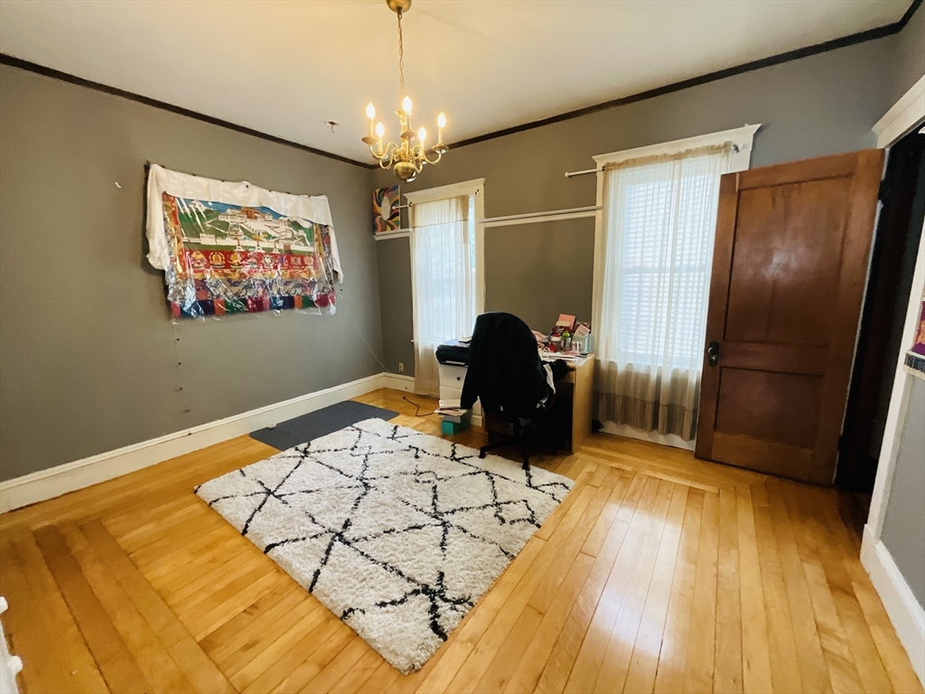 34 Newbury St # 1