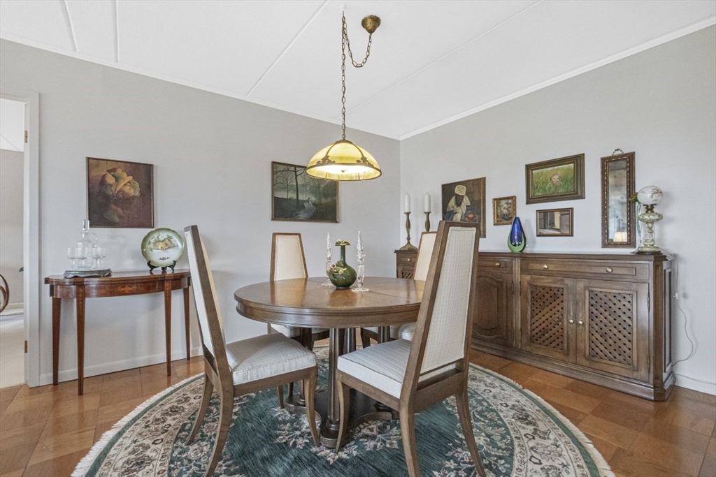 1550 Worcester Road # 620