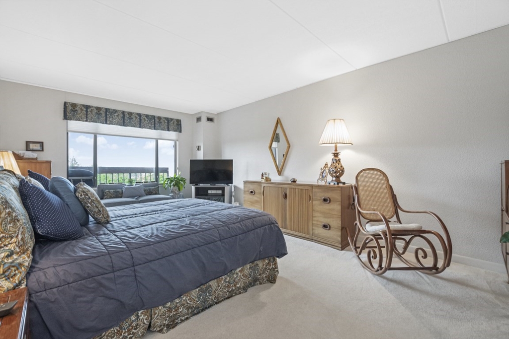1550 Worcester Road # 620