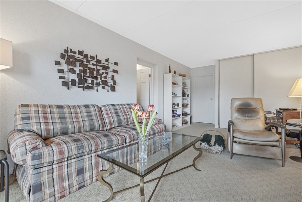 1550 Worcester Road # 620