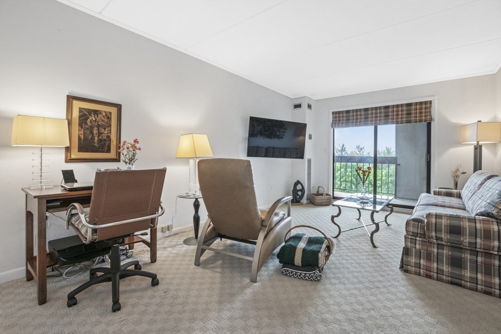 1550 Worcester Road # 620