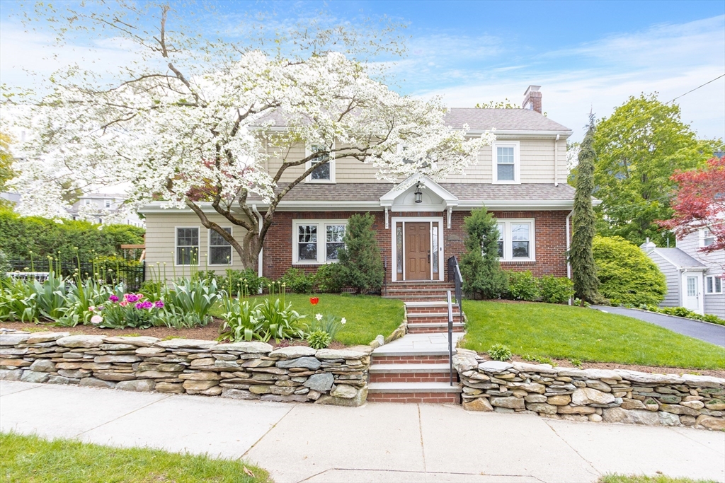 77 Walden Street