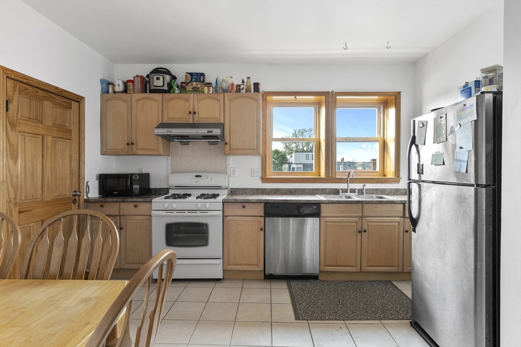 70 Empire St # 3