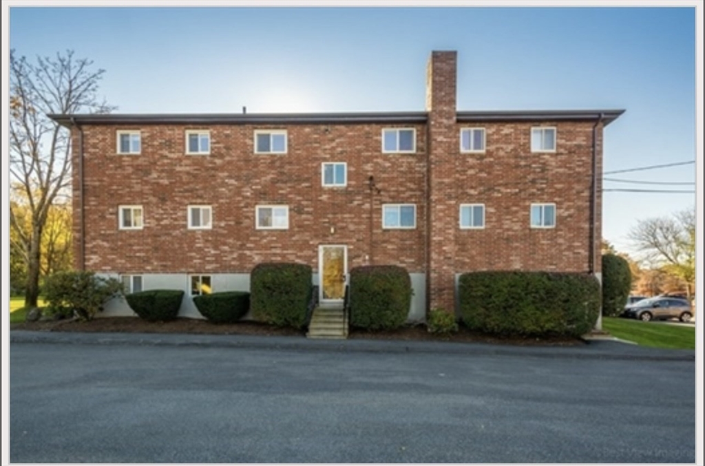 40 Westgate # 5