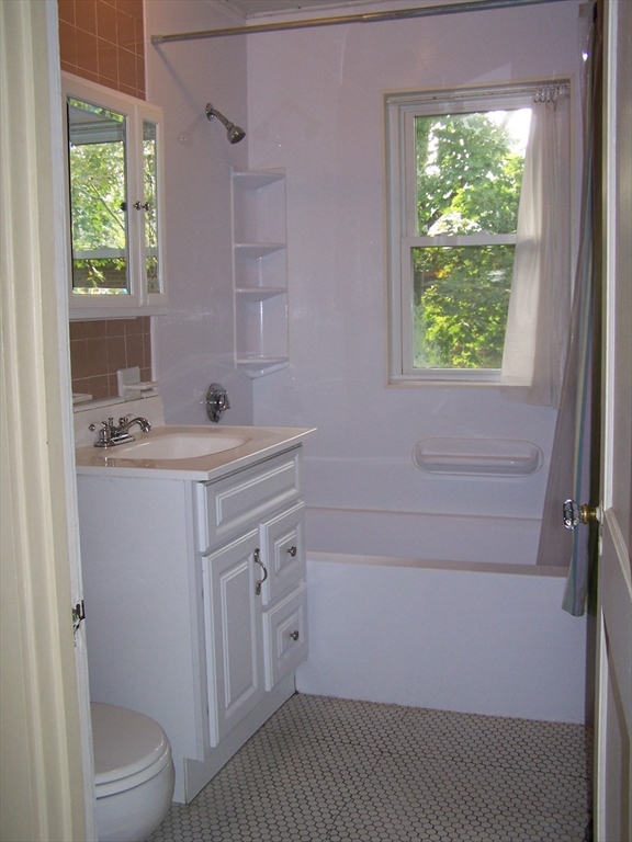 1667 Centre St # 2