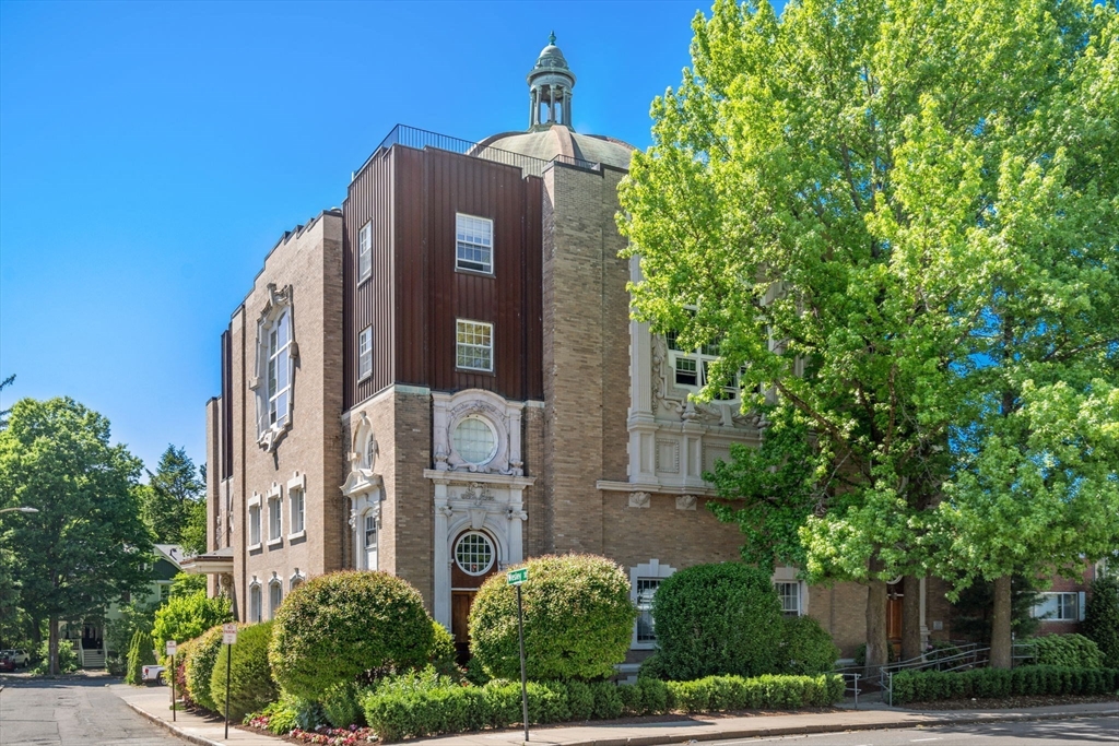 515 Centre St # 2 Unit: #2