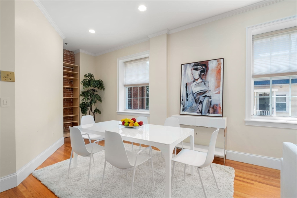 515 Centre St # 2 Unit: #2