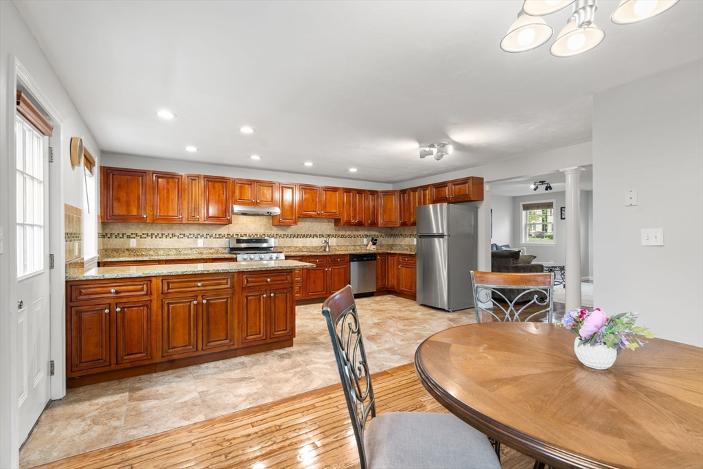 104 Crescent St # 1