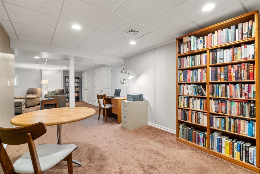 104 Crescent St # 1
