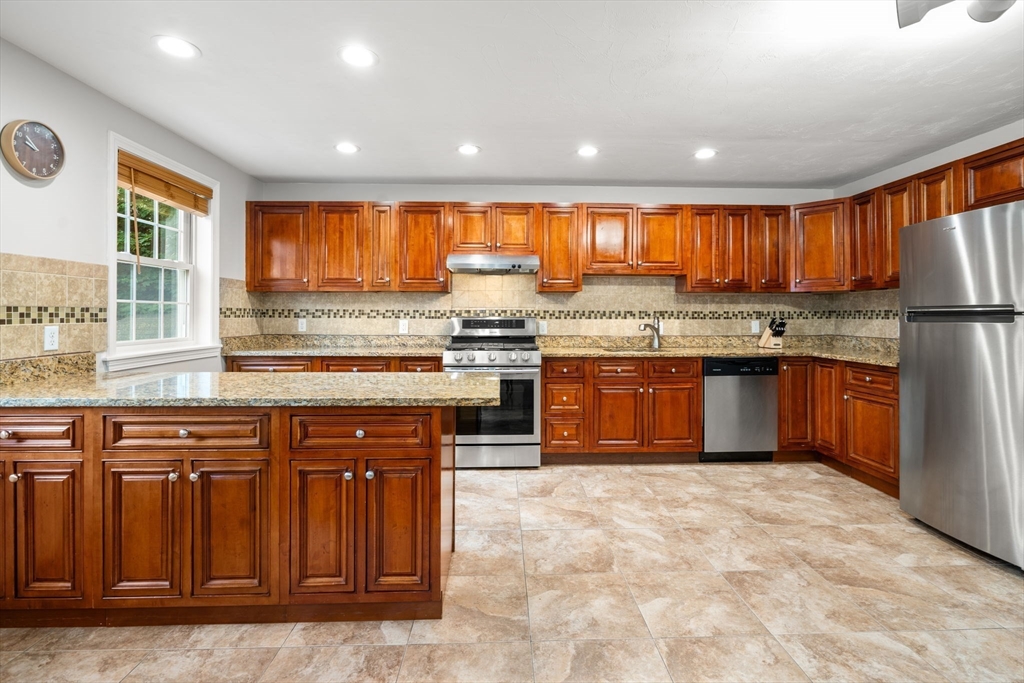 104 Crescent St # 1