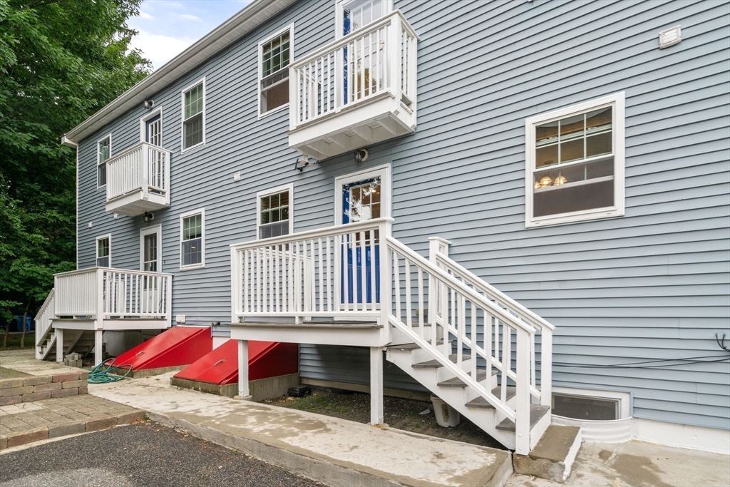 104 Crescent St # 1