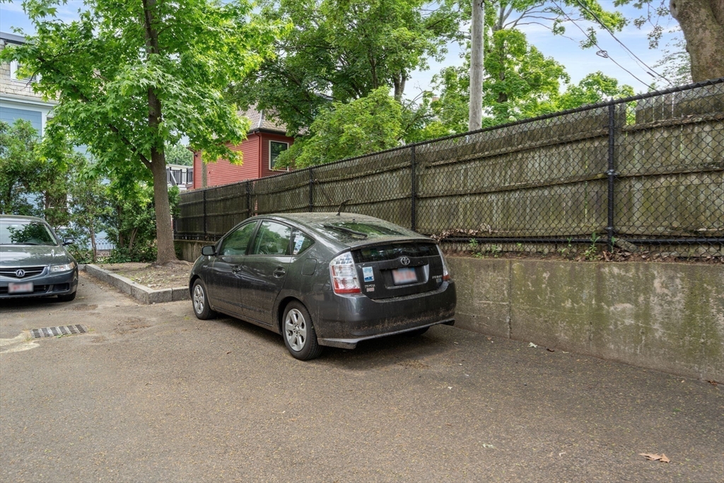 104 Harvard St # 6