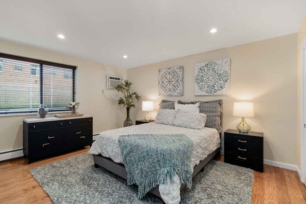 53 Paul St (17) Unit: #