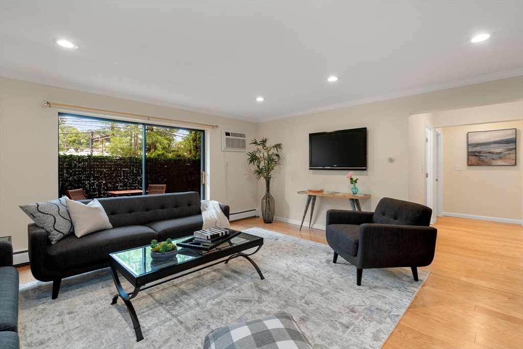 53 Paul St (17) Unit: #