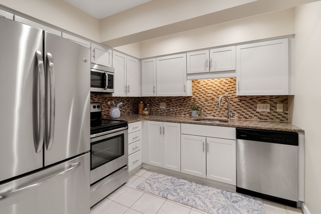 53 Paul St (17) Unit: #