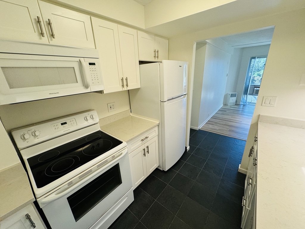 19 Winchester Street # 702