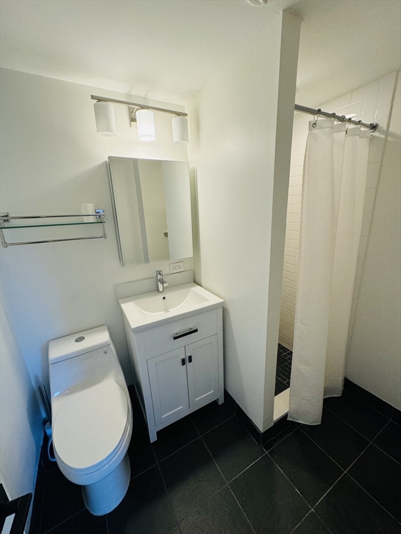 19 Winchester Street # 702