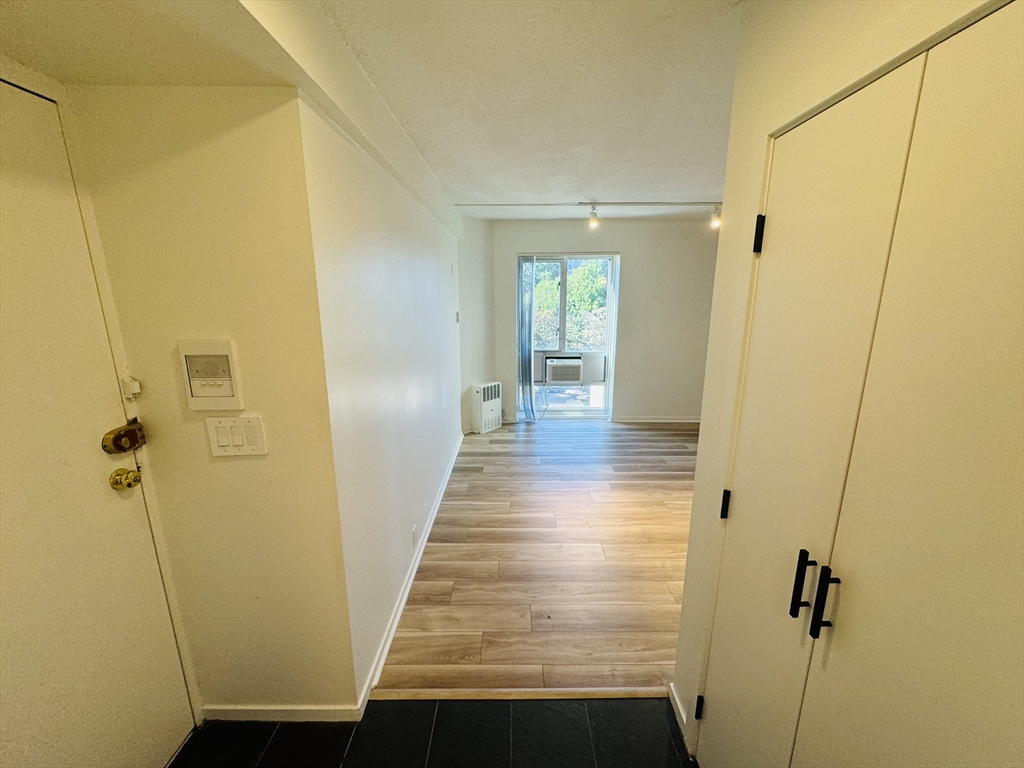 19 Winchester Street # 702